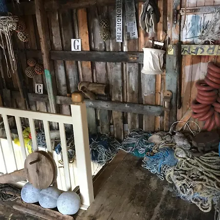 Skjaeret Rorbu Vakantiehuis *